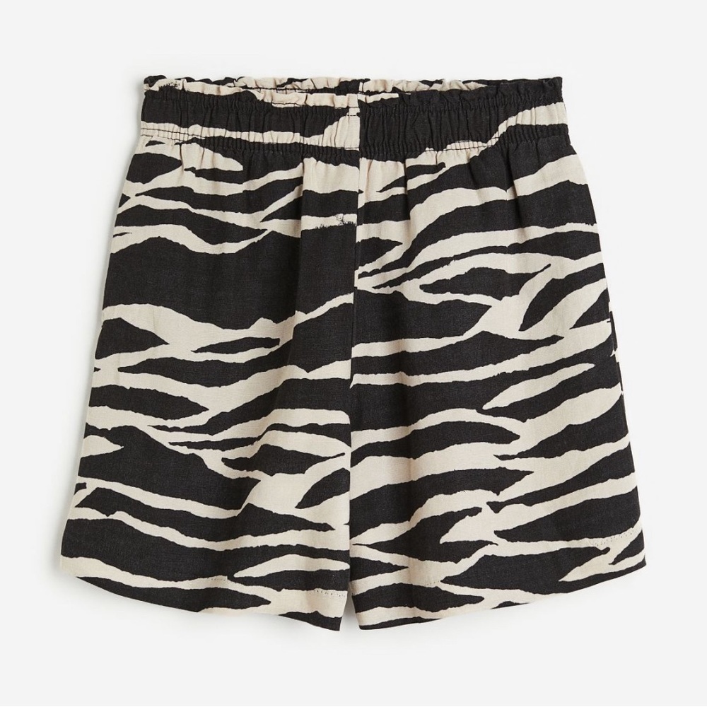 Worn Once! Animal Print Black and Beige Linen Blend Pull On Shorts